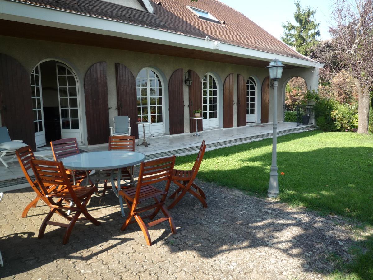 La Maison Des Bonheurs Bed and Breakfast Rillieux-la-Pape Esterno foto