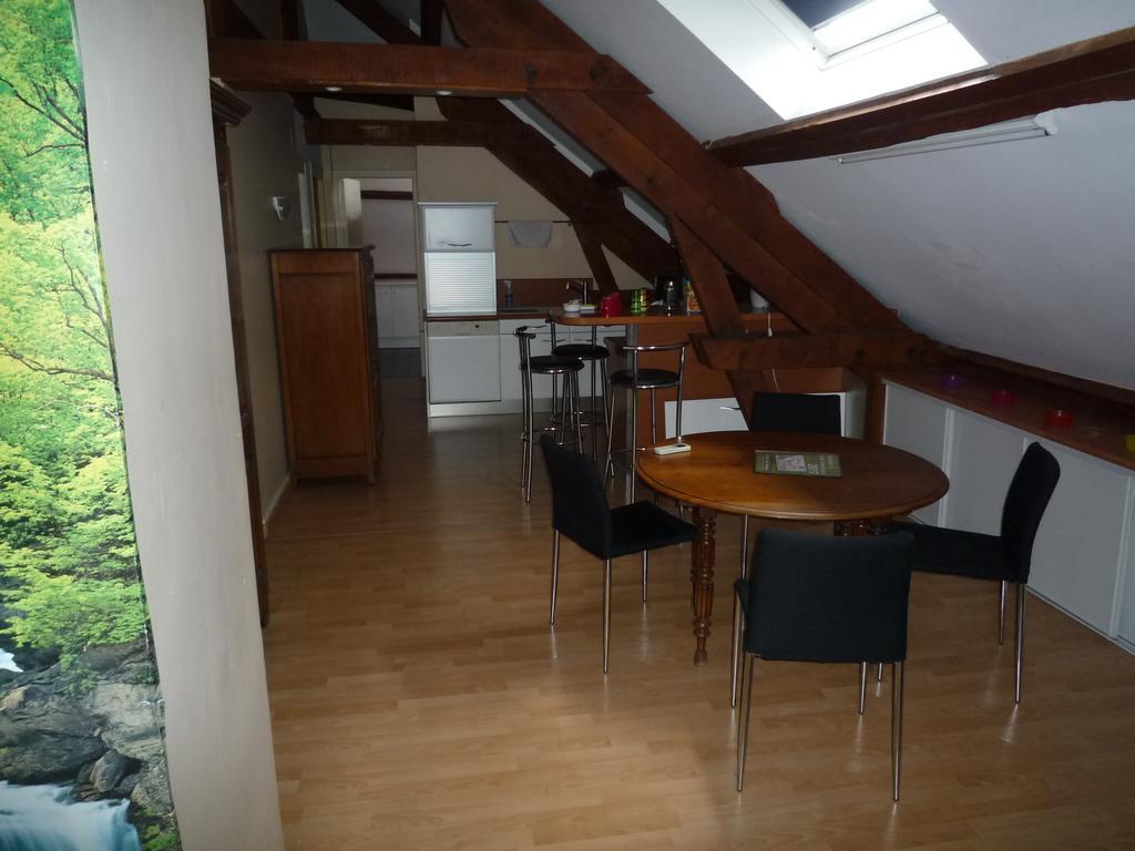 La Maison Des Bonheurs Bed and Breakfast Rillieux-la-Pape Esterno foto